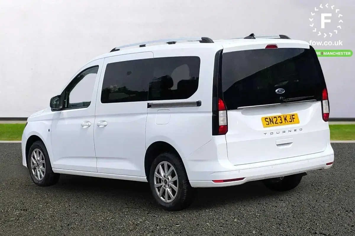 Used Ford Tourneo Connect Titanium 122 HP (89 kW) 2023 White MPV