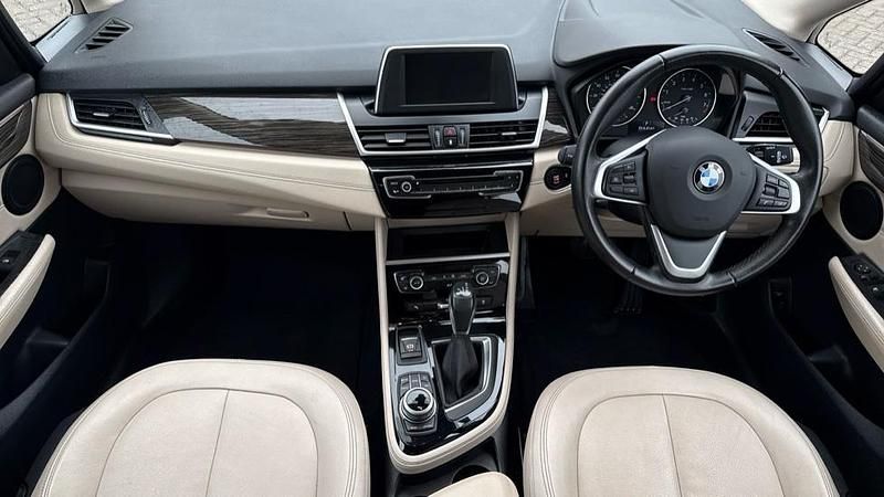 Used BMW 218 Active Tourer Luxury Line 134 HP (98 kW) 2017 Blue MPV