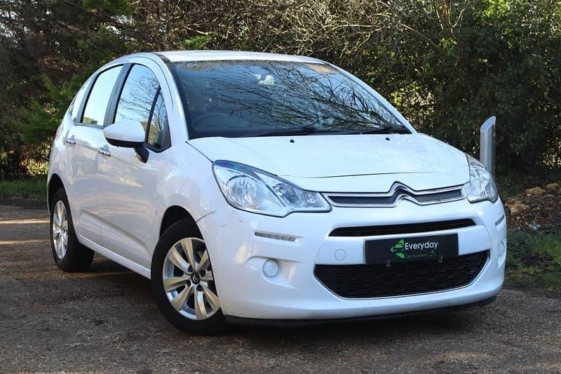 Used Citroën C3 PureTech 2014 White Hatchback