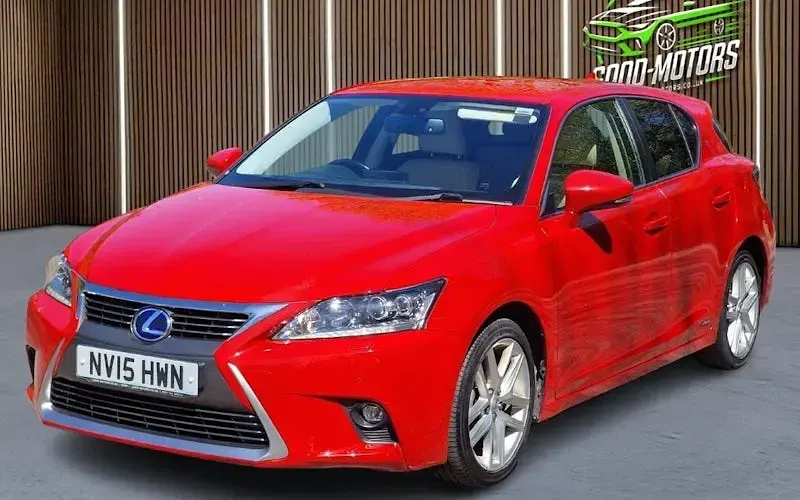 Used Lexus CT200h 136 HP (100 kW) 2017 Hatchback