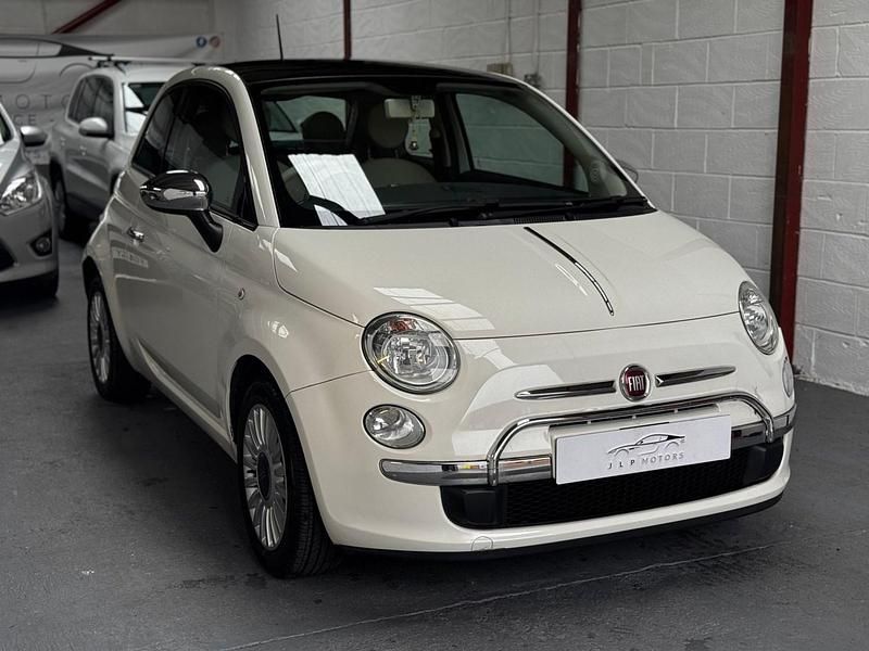 White Used 2013 Fiat 500 Lounge Hatchback | £3,395 (Good price) - Image 1/4