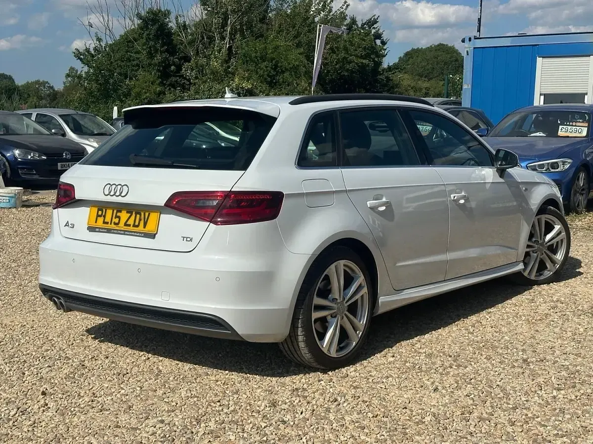 Used Audi A3 Sportback S-Line 184 HP (135 kW) 2015 White Hatchback