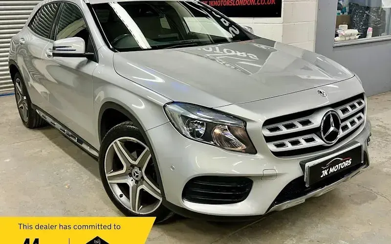 Usado Mercedes GLA200 Executive 156 HP (114 kW) 2019 SUV