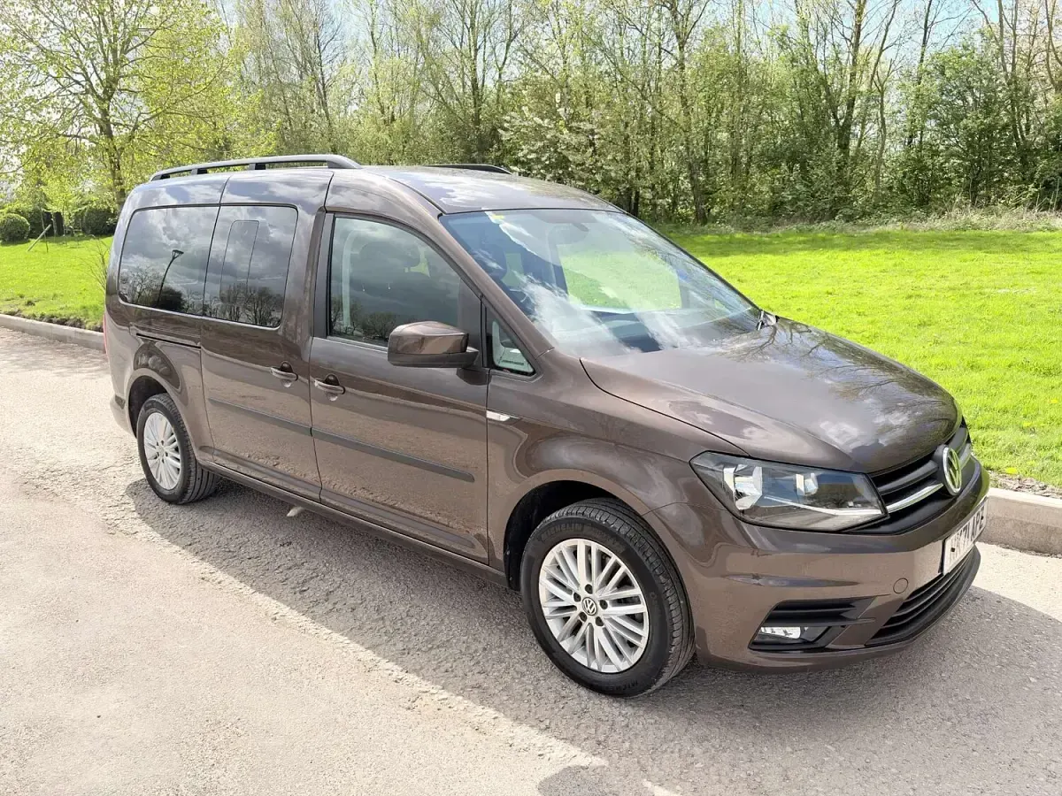 Used VW Caddy Life 122 HP (89 kW) 2021 Brown MPV