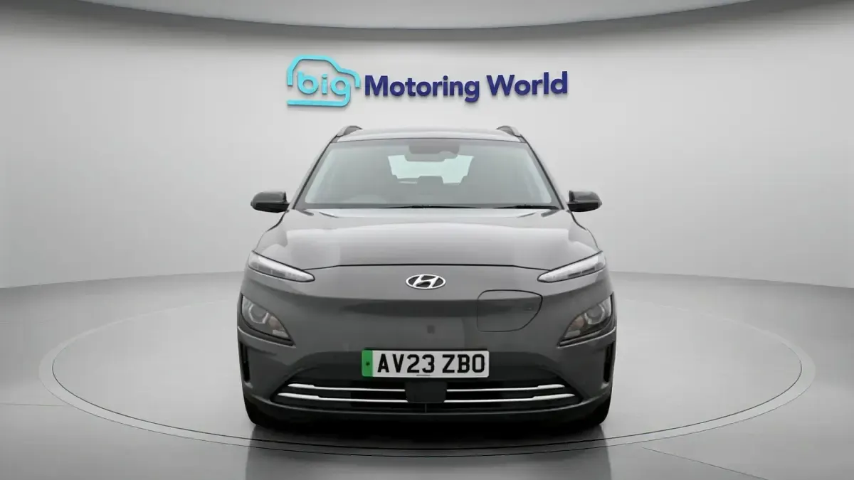 Used Hyundai Kona SE 100 kW (136 HP) 2023 Grey SUV
