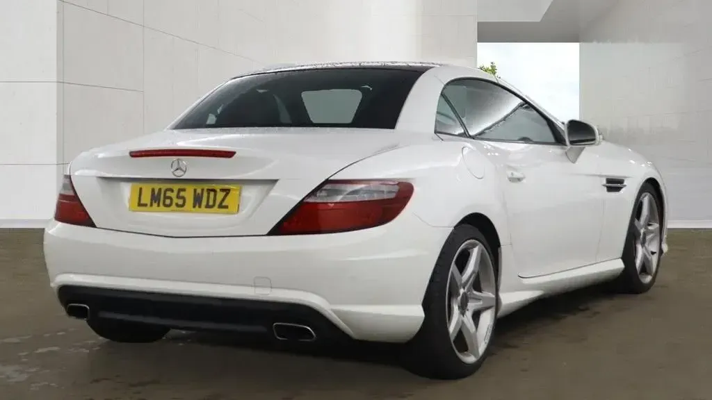 Used Mercedes SLK250 AMG 2015 White Cabriolet