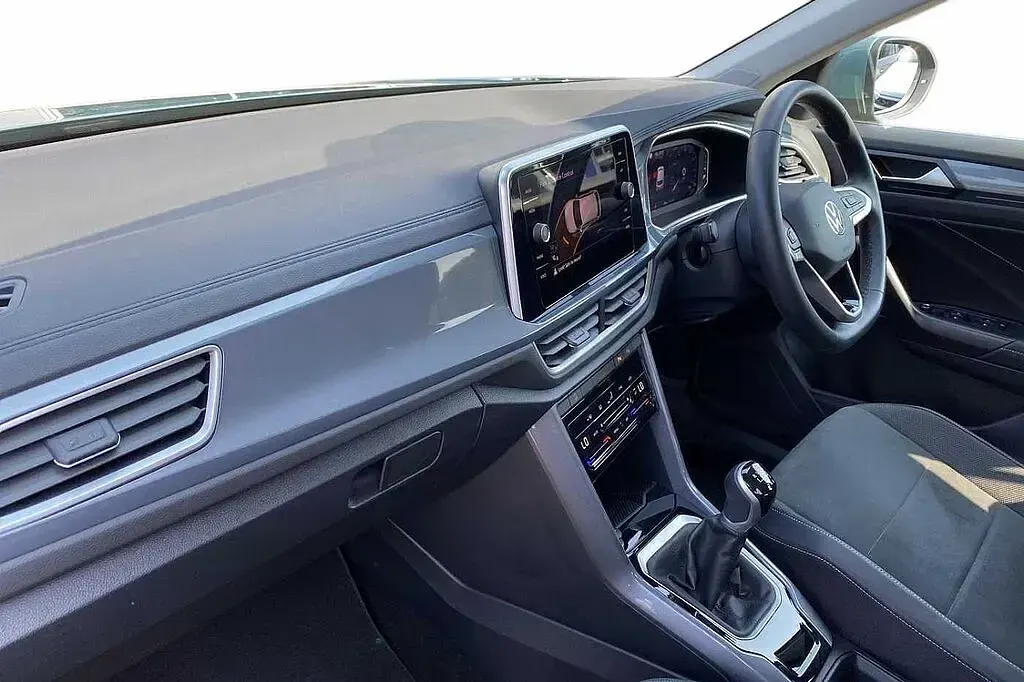 Used VW T-Roc 150 HP (110 kW) 2025 SUV