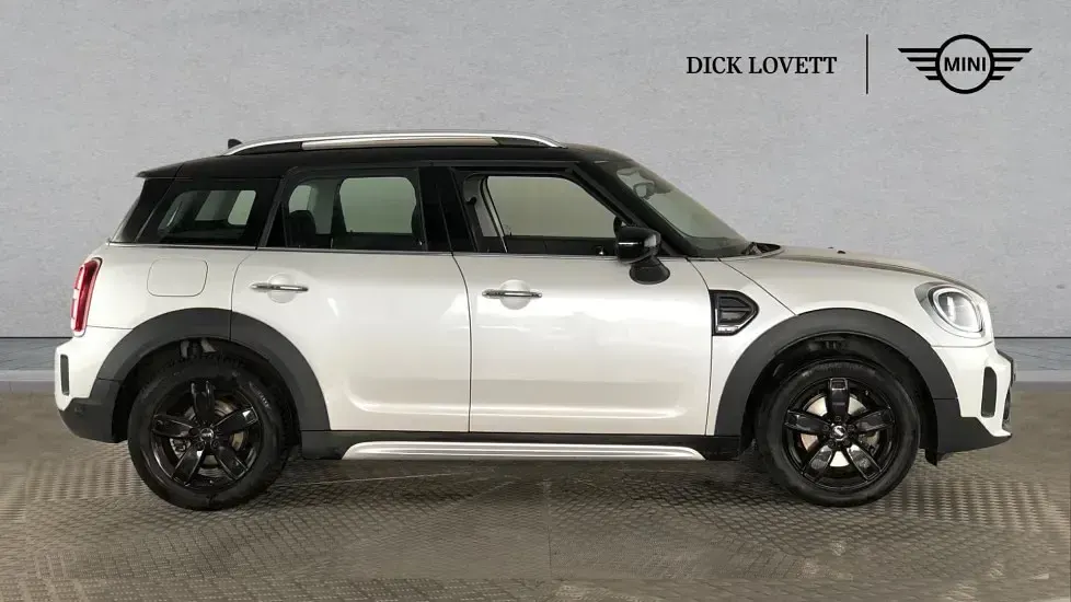 Used Mini Cooper Countryman Classic 134 HP (98 kW) 2023 White SUV