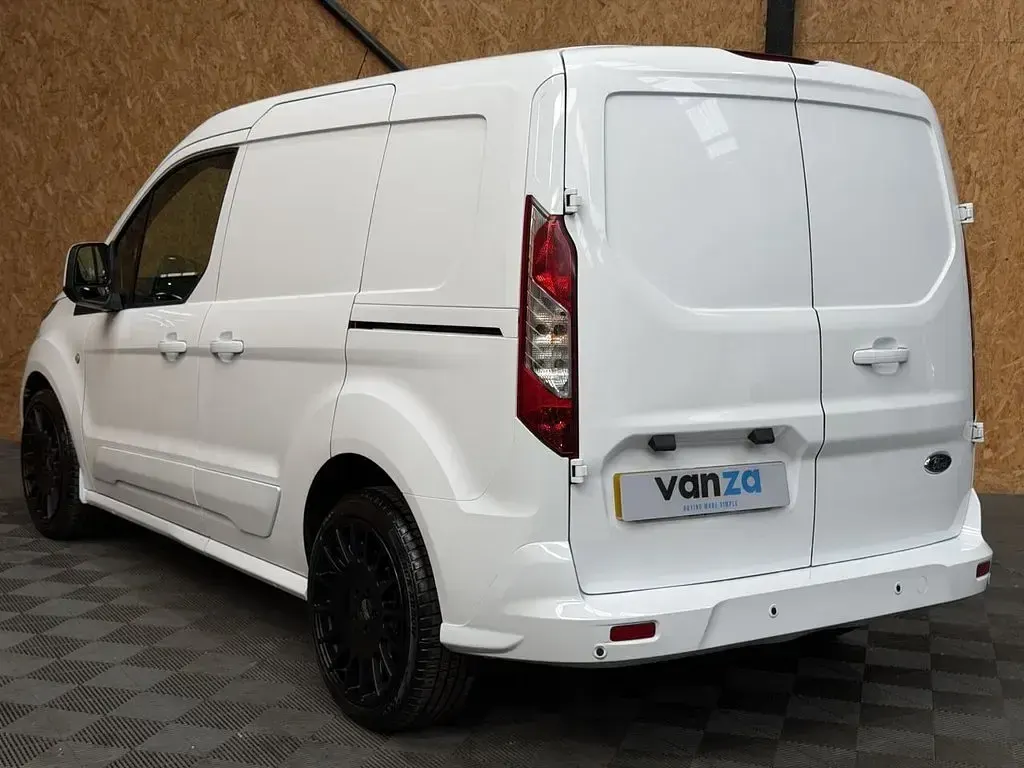 Used Ford Transit Connect 94 HP (69 kW) 2016 White MPV
