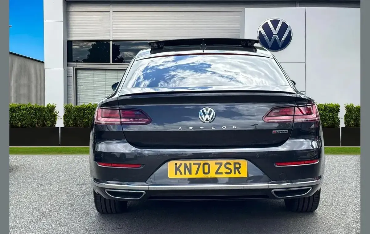 Używany VW Arteon R-line 190 KM (139 kW) 2020 Szary Hatchback