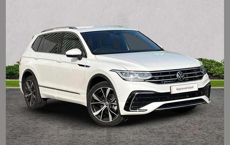 Used VW Tiguan Allspace R-line 150 HP (110 kW) 2025 White SUV
