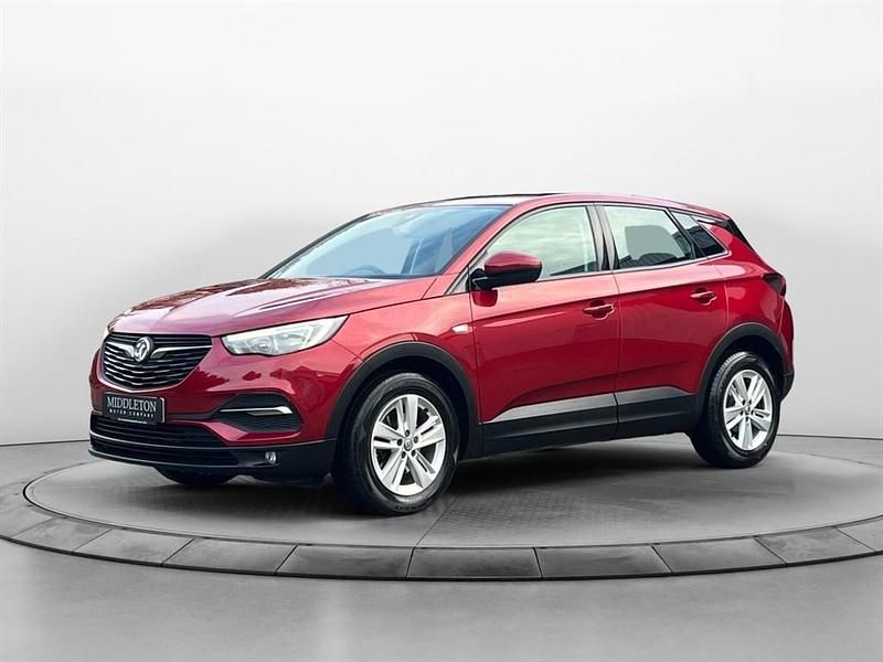 Used Vauxhall Grandland X S 131 HP (96 kW) 2019 Red SUV