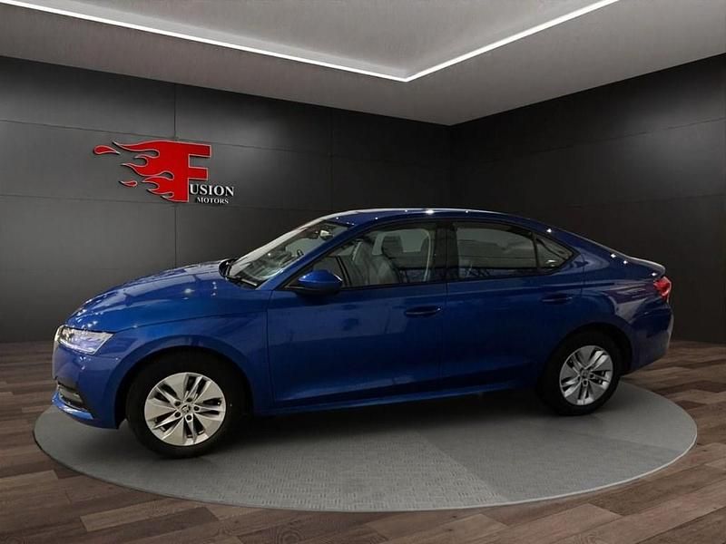 Used Skoda Octavia SE Technology 110 HP (80 kW) 2022 Blue Hatchback