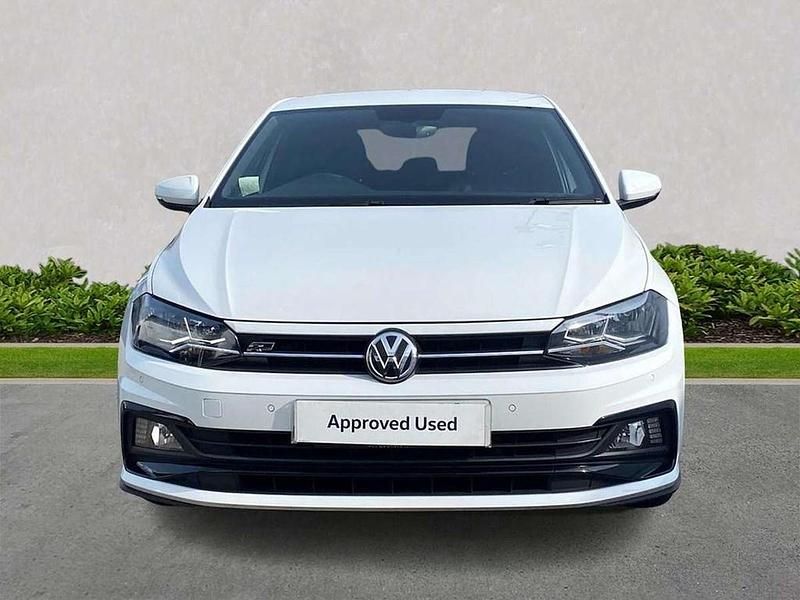 Used VW Polo R-line 95 HP (69 kW) 2019 White Hatchback