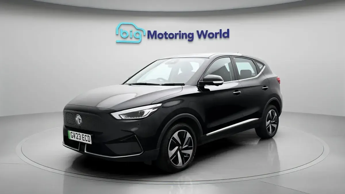 Used MG ZS SE 114 kW (156 HP) 2023 Black SUV