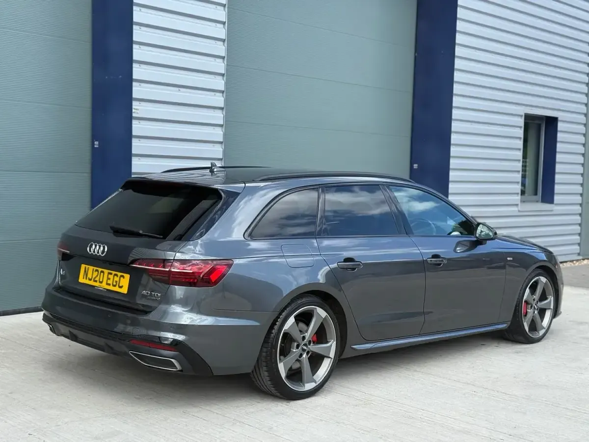 Used Audi A4 Black Edition 190 HP (139 kW) 2020 Grey Estate