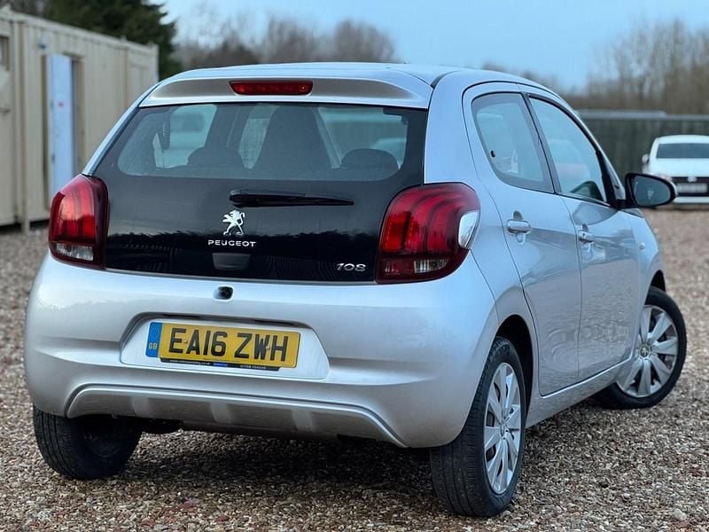 Used Peugeot 108 Active 68 HP (50 kW) 2016 Silver Hatchback