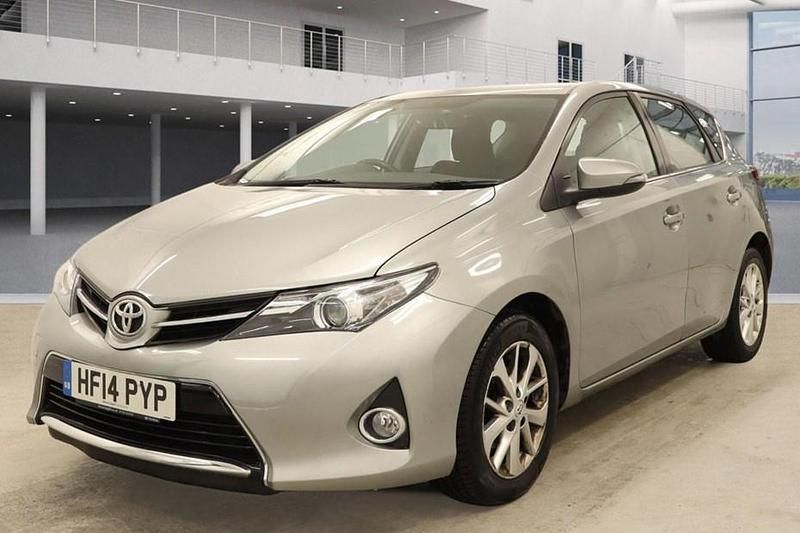 Used Toyota Auris 2014
