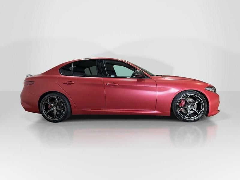 Used Alfa Romeo Giulia Ti 320 HP (235 kW) 2020 Red Sedan