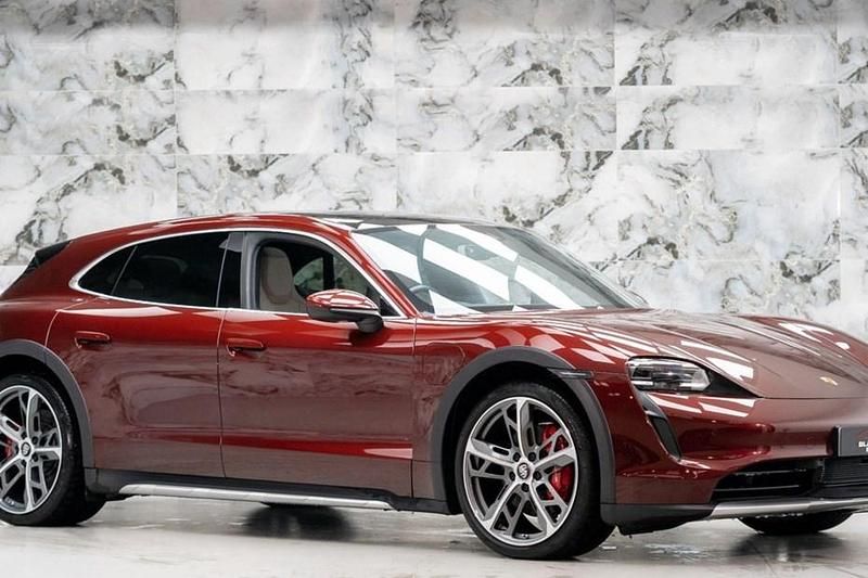 Used 2021 Porsche Taycan Cross Turismo Sedan | £46,489 (Good price) - Image 1/1