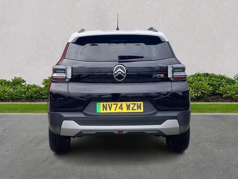Used Citroën e-C3 83 kW (113 HP) 2025 Black Hatchback