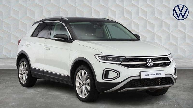 White Used 2023 VW T-Roc Style SUV | £24,900 (Fair price) - Image 1/4