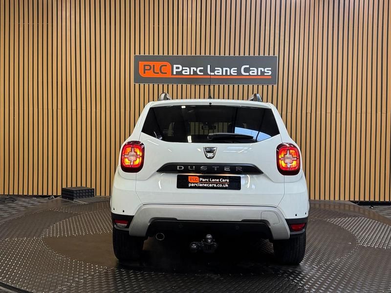 Usado Dacia Duster Prestige 115 HP (84 kW) 2019 Branco SUV
