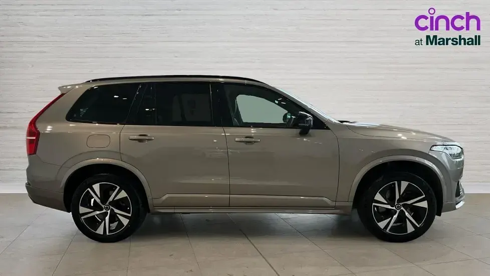 Usado Volvo XC90 R-Design 455 CV (334 kW) 2022 Gris SUV