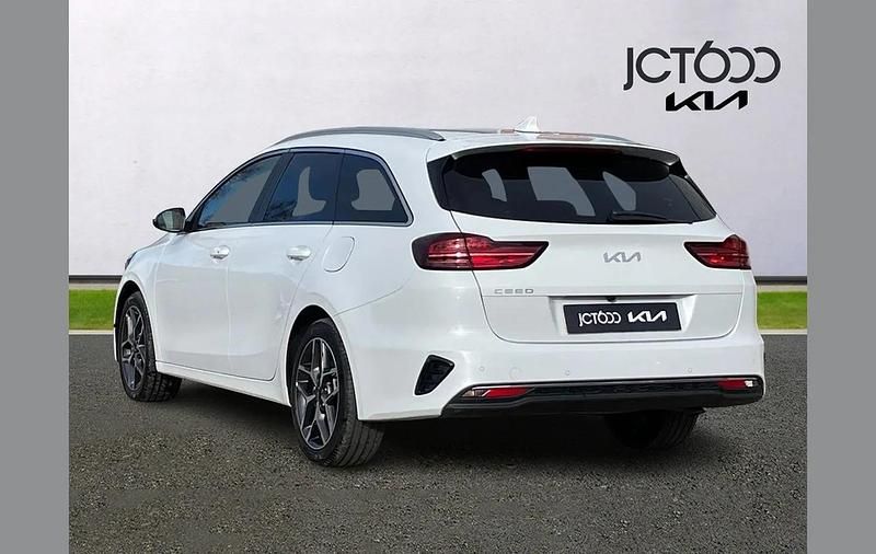 Used Kia Ceed Sportswagon 138 HP (101 kW) 2025 White Estate