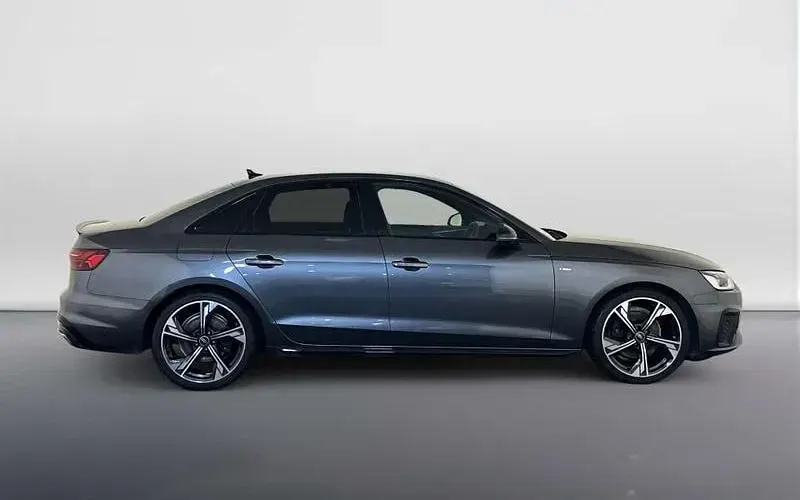 Used Audi A4 Black Edition 150 HP (110 kW) 2022 Grey Sedan
