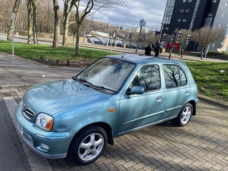 Used Nissan Micra SE 2002 Grey Hatchback