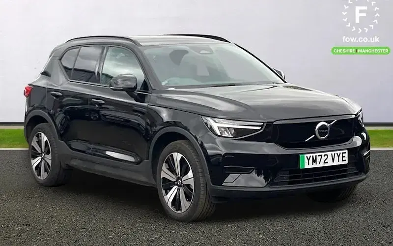 Używany Volvo XC40 Core 169 kW (231 KM) 2022 SUV