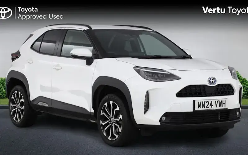 Used Toyota Yaris Cross Design 116 HP (85 kW) 2024 SUV
