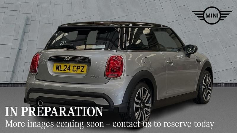 Used Mini Cooper Exclusive 134 HP (98 kW) 2024 Silver Hatchback