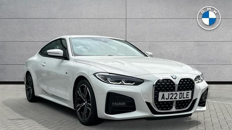 White Used 2022 BMW 420 M Sport Coupe | £25,699 (Good price) - Image 1/4