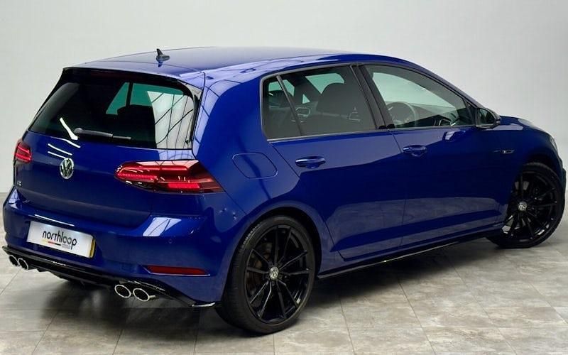 Used VW Golf VII R 300 HP (220 kW) 2019 Blue Hatchback