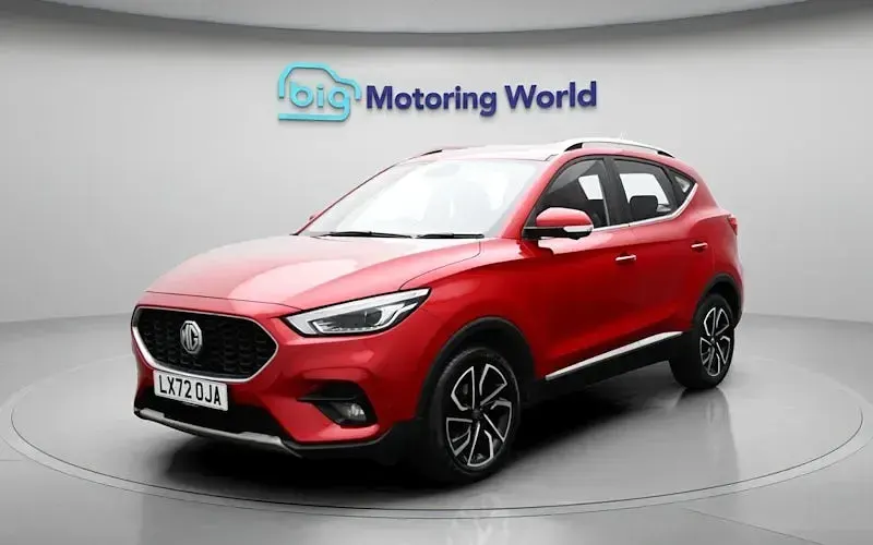 Używany MG ZS Exclusive 111 KM (81 kW) 2024 SUV