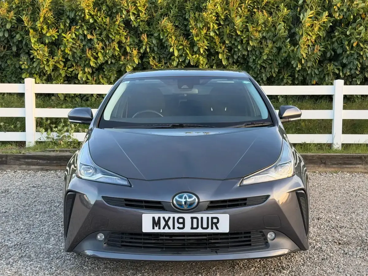 Usado Toyota Prius Active 2026 Cinzento Citadino