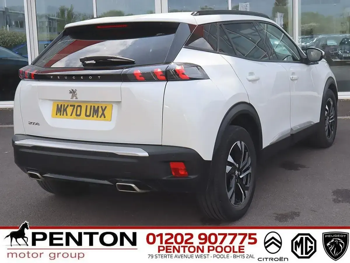 Used Peugeot 2008 Allure Premium 129 HP (94 kW) 2020 White SUV