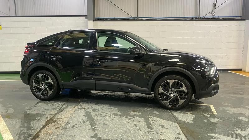 Used Citroën C4 PureTech 131 HP (96 kW) 2023 Black SUV