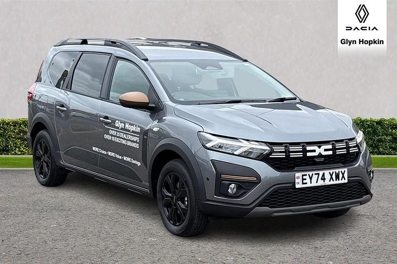Grey Used 2024 Dacia Jogger Extreme MPV | £21,035 (Fair price) - Image 1/4