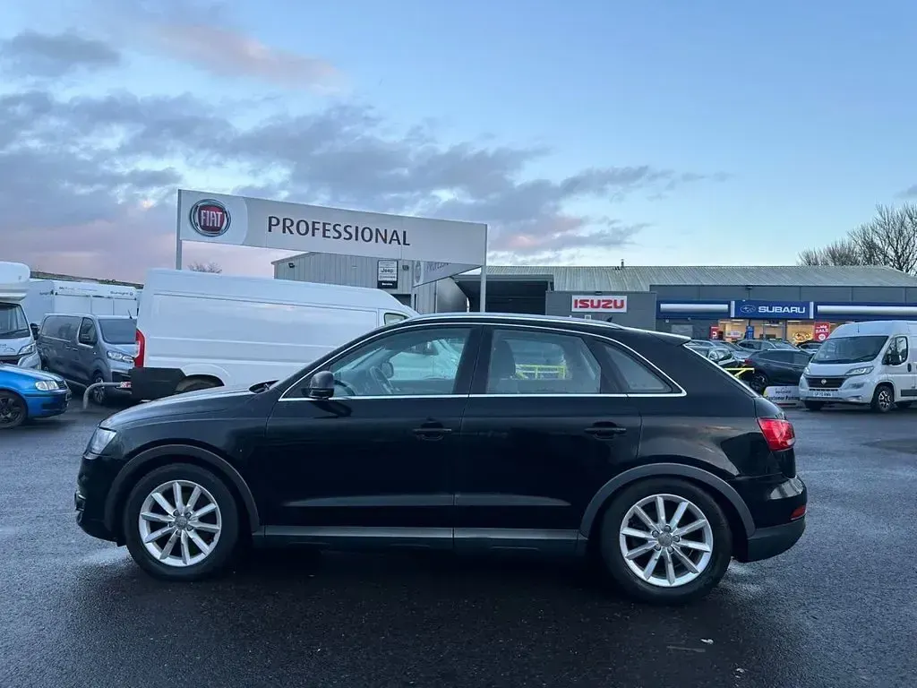 Used Audi Q3 140 HP (102 kW) 2013 Black SUV
