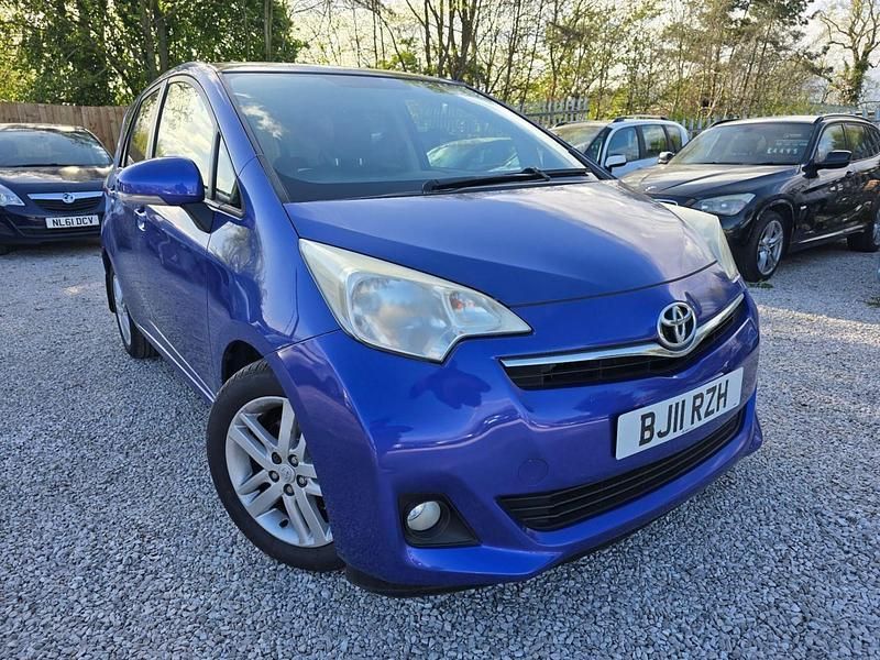 Blue Used 2011 Toyota Verso MPV | £3,095 (Fair price) - Image 1/4