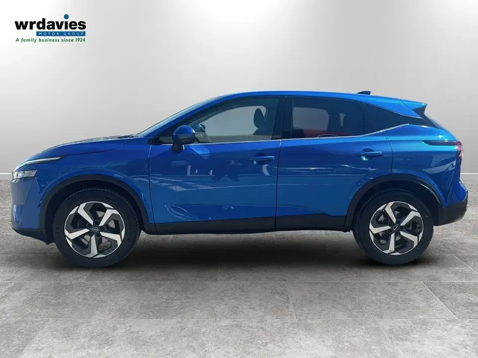 Used Nissan Qashqai N-Connecta 2023 Magnetic blue SUV