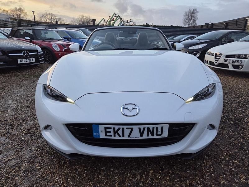 Begagnad Mazda MX5 Inclusive 160 HK (117 kW) 2017 Vit Cab