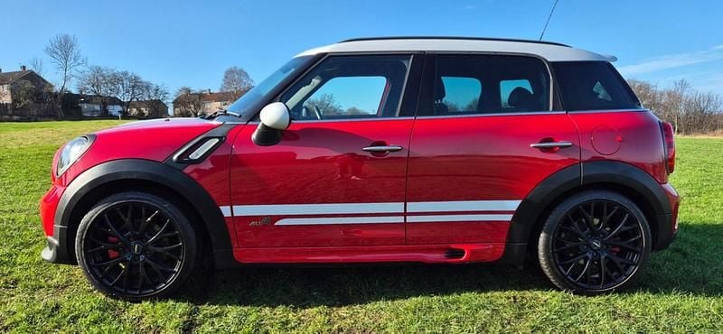 Used Mini John Cooper Works 218 HP (160 kW) 2013 Red Hatchback