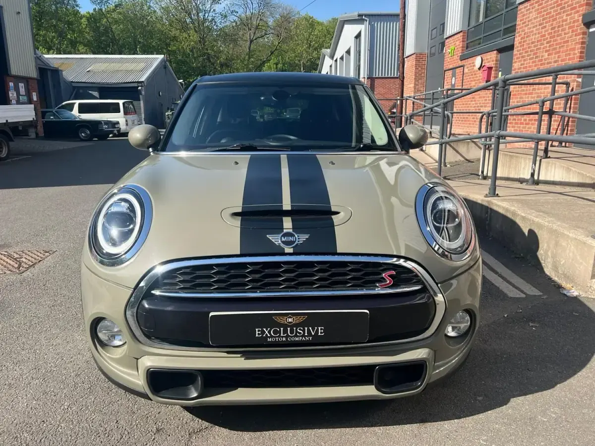 Używany Mini Cooper S Hatch 2018 Szary Hatchback