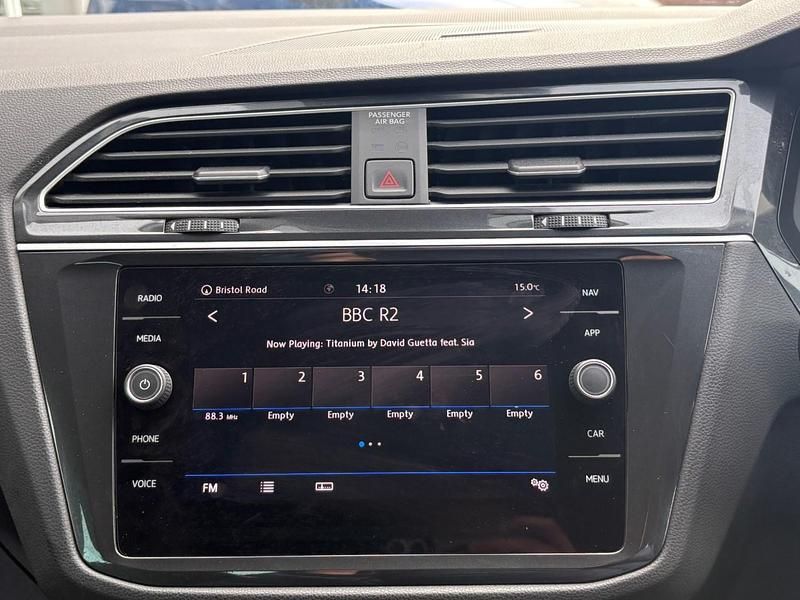 Used VW Tiguan Match 130 HP (95 kW) 2019 Ruby red SUV