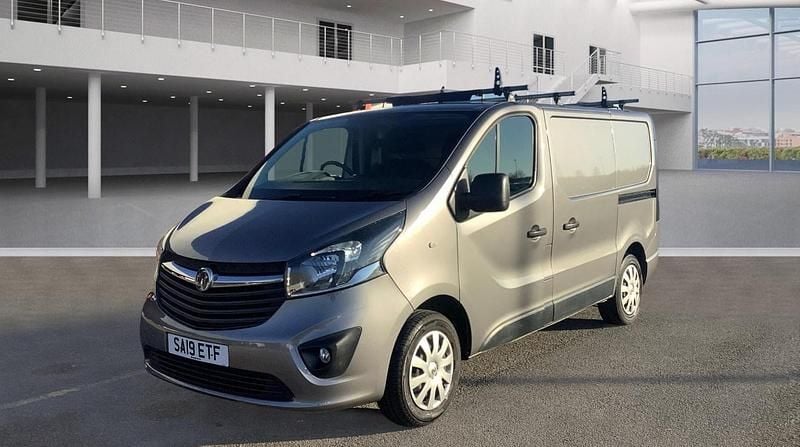 Grey Used 2018 Vauxhall Vivaro Sportive MPV | £9,490 (Super price) - Image 1/4