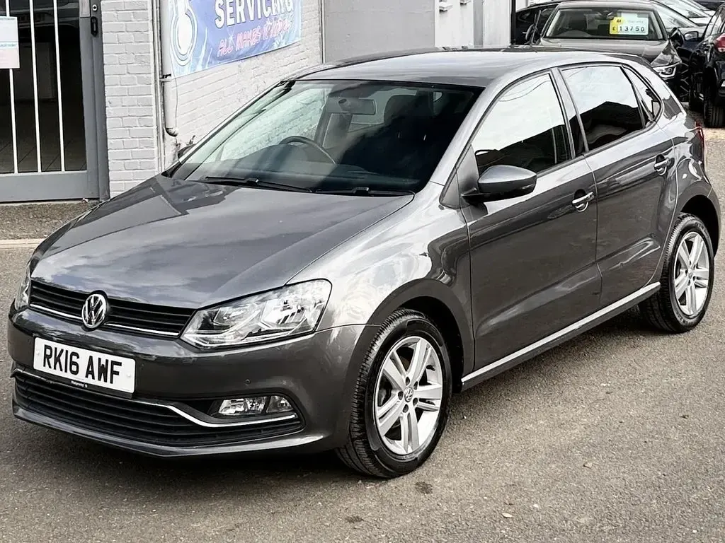 Used VW Polo Match 88 HP (64 kW) 2016 Grey Hatchback
